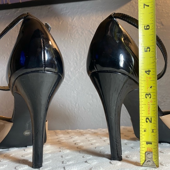 STYLE & COMPANY Nude and Black Peep-Toe Heel - Picture 3 of 16